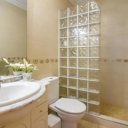 Apartment 2 Bedroom Awesome In El Chaparral La Mata (Torrevieja)