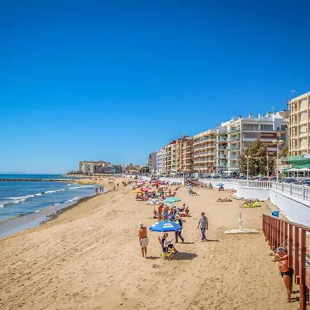 2 Bedroom Awesome In El Chaparral Apartment